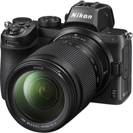 Nikon Z5 + NIKKOR Z 24-200 mm f/4-6.3 VR