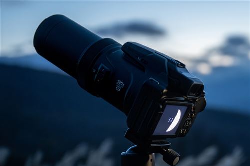 Nikon Coolpix P1100