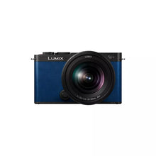 Cargar imagen en el visor de la galería, Panasonic Lumix DC-S9 (azul) Body