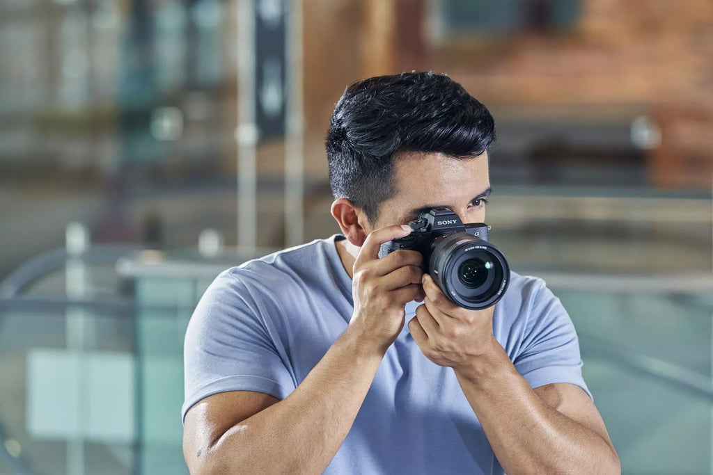 Sony Alpha 7 IV + 28-70mm f/3.5–5.6 OSS