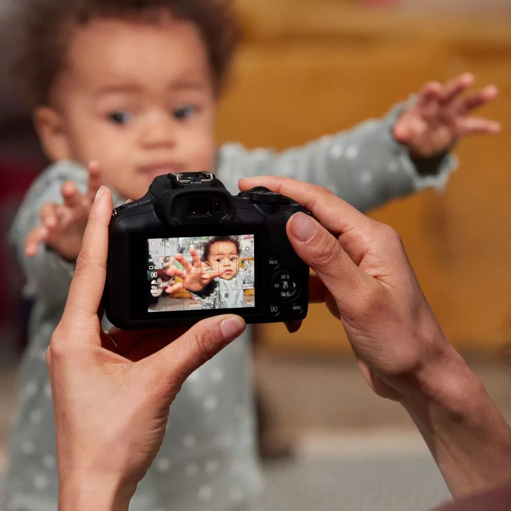 Canon EOS R100 + RF-S 18-45mm f/4.5-6.3 IS STM