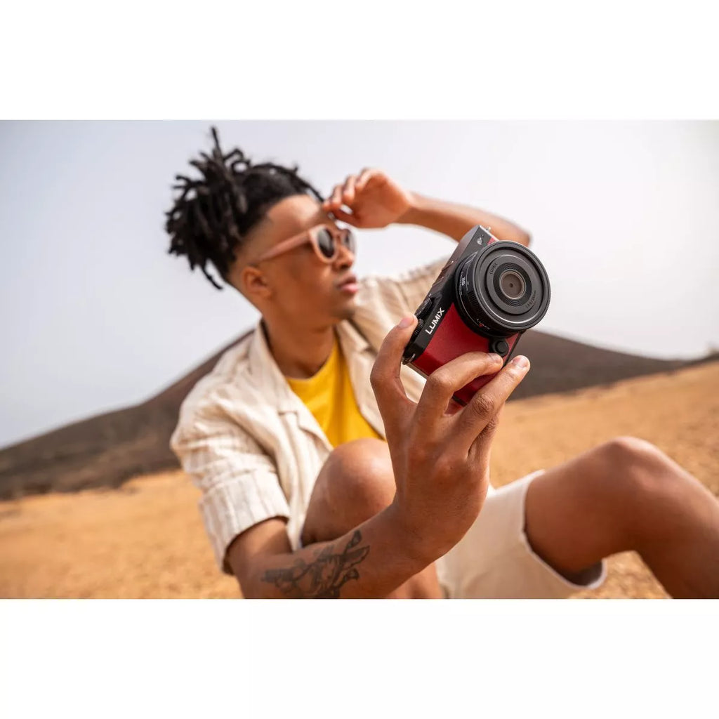 Panasonic Lumix DC-S9 (Black) Body